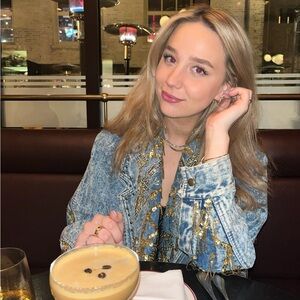 Jean jacket with gold details and studs